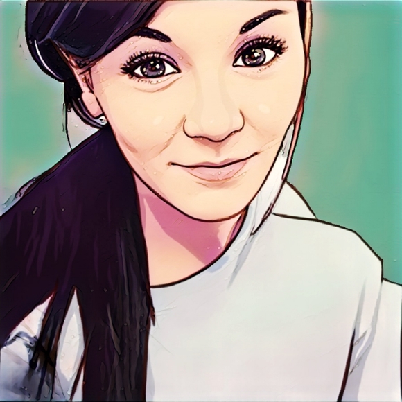 Meet your Posher, Danielle - Picture 2 of 3